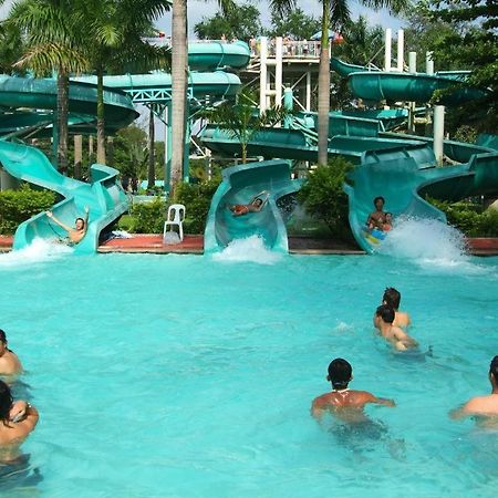 Fontana Hotel And Villas - Fontana Hot Spring Leisure Parks Mabalacat Ngoại thất bức ảnh