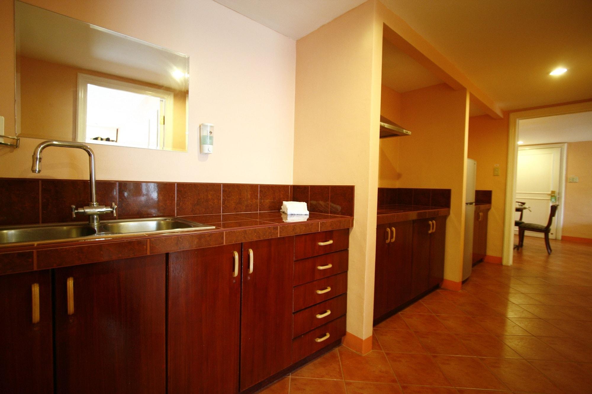 Fontana Hotel And Villas - Fontana Hot Spring Leisure Parks Mabalacat Ngoại thất bức ảnh