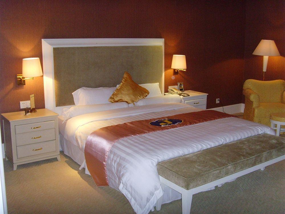Fontana Hotel And Villas - Fontana Hot Spring Leisure Parks Mabalacat Ngoại thất bức ảnh
