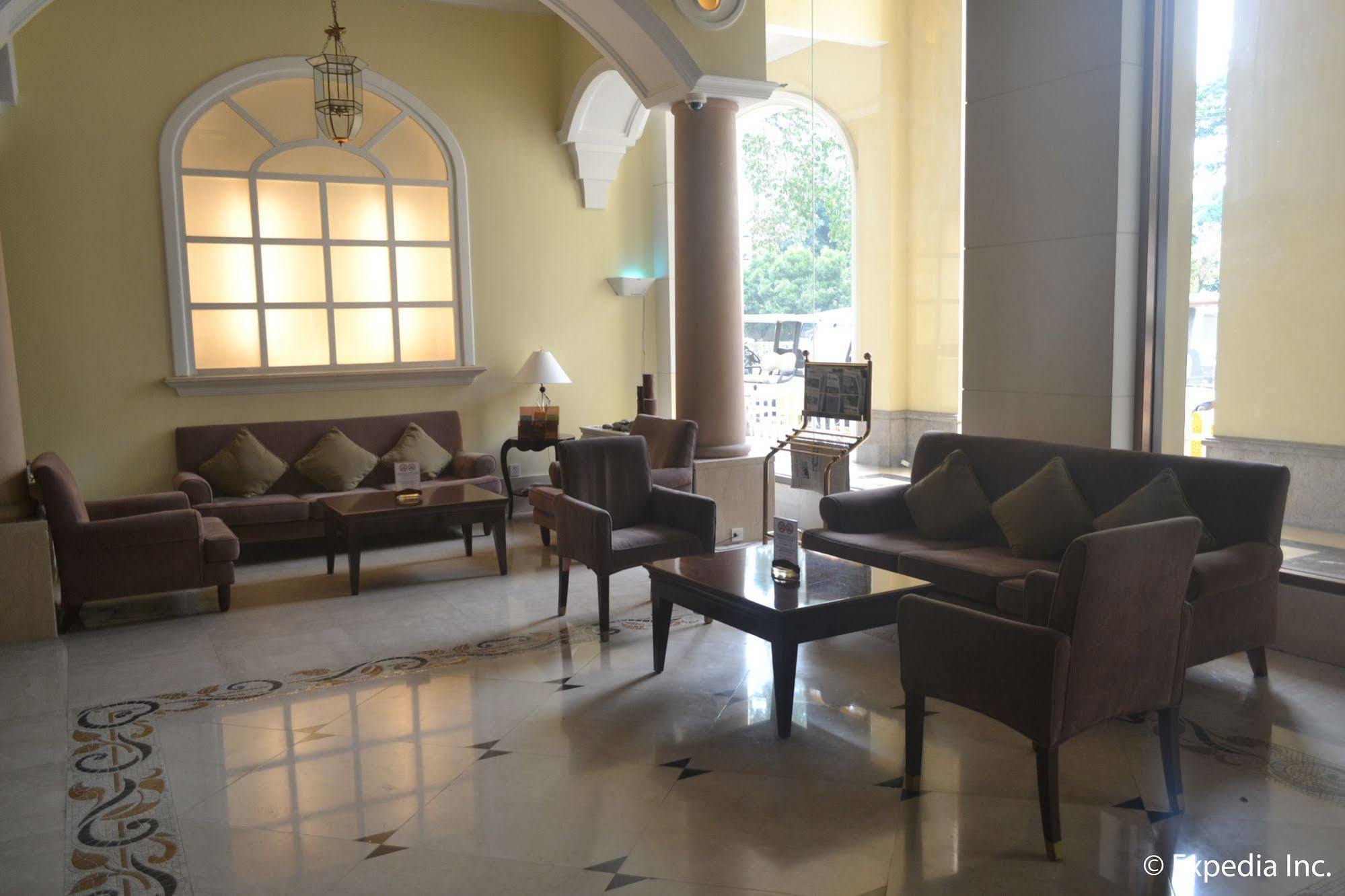 Fontana Hotel And Villas - Fontana Hot Spring Leisure Parks Mabalacat Ngoại thất bức ảnh