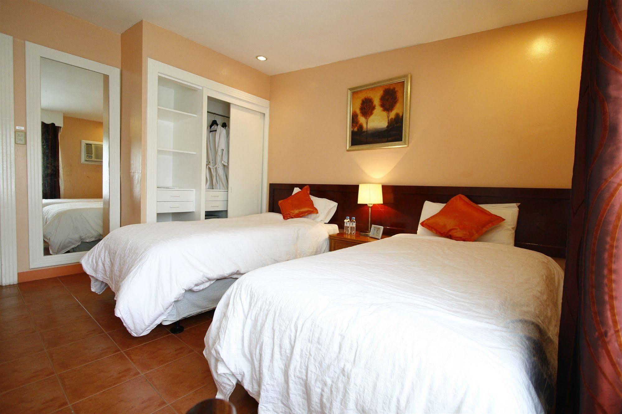 Fontana Hotel And Villas - Fontana Hot Spring Leisure Parks Mabalacat Ngoại thất bức ảnh