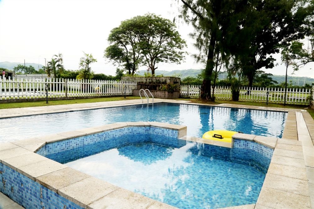 Fontana Hotel And Villas - Fontana Hot Spring Leisure Parks Mabalacat Ngoại thất bức ảnh